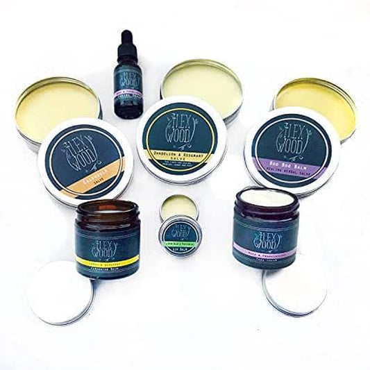 Ultimate plus Vegan Skincare Gift Box – 7 Favourites